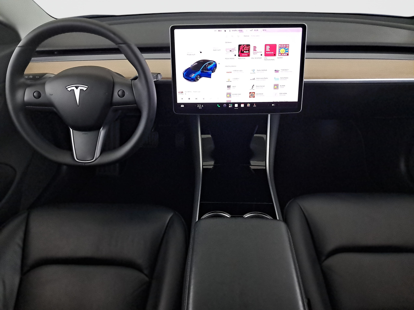 Tesla Model 3 Long Range AWD – fotografie 10