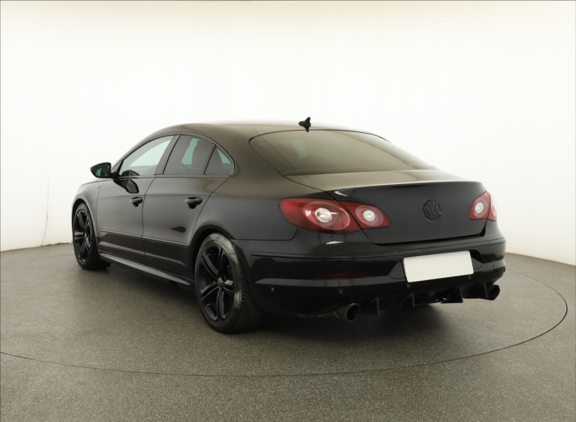 Volkswagen Passat CC, 2010