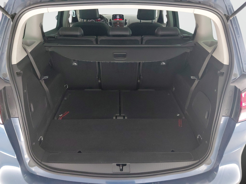 Opel Zafira, 2015