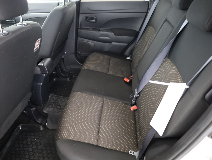Mitsubishi ASX, 2016