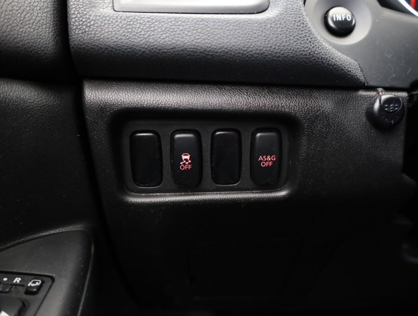 Mitsubishi ASX, 2016