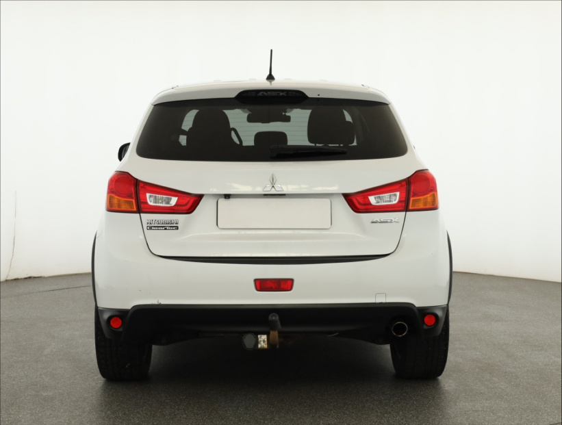 Mitsubishi ASX, 2016