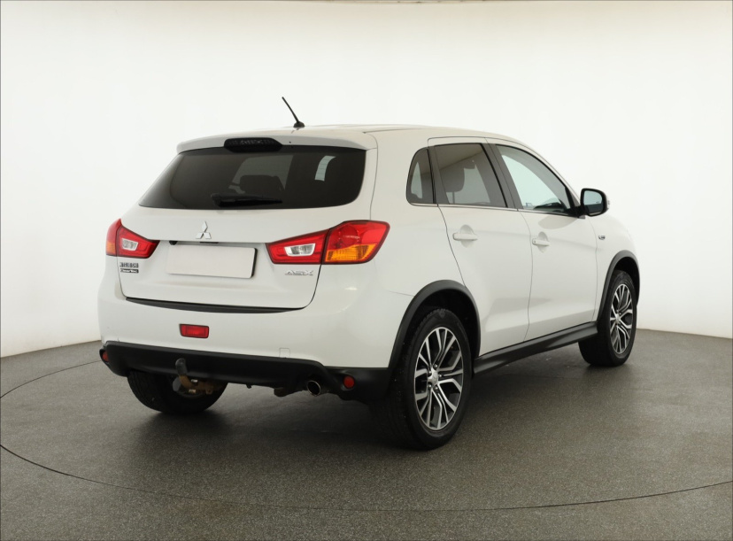 Mitsubishi ASX, 2016
