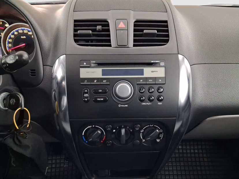 Suzuki SX4, 2013