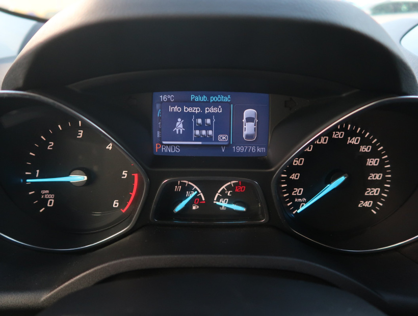 Ford Kuga, 2013
