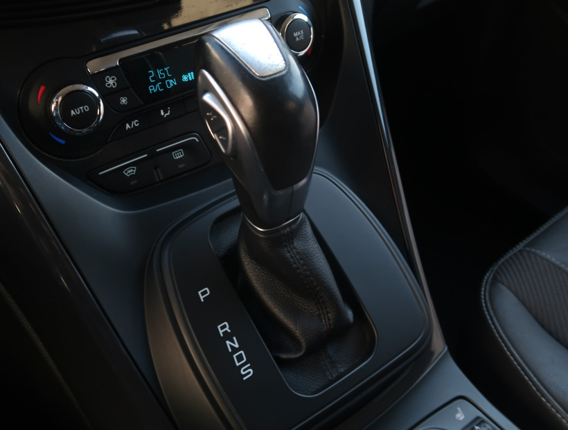 Ford Kuga, 2013