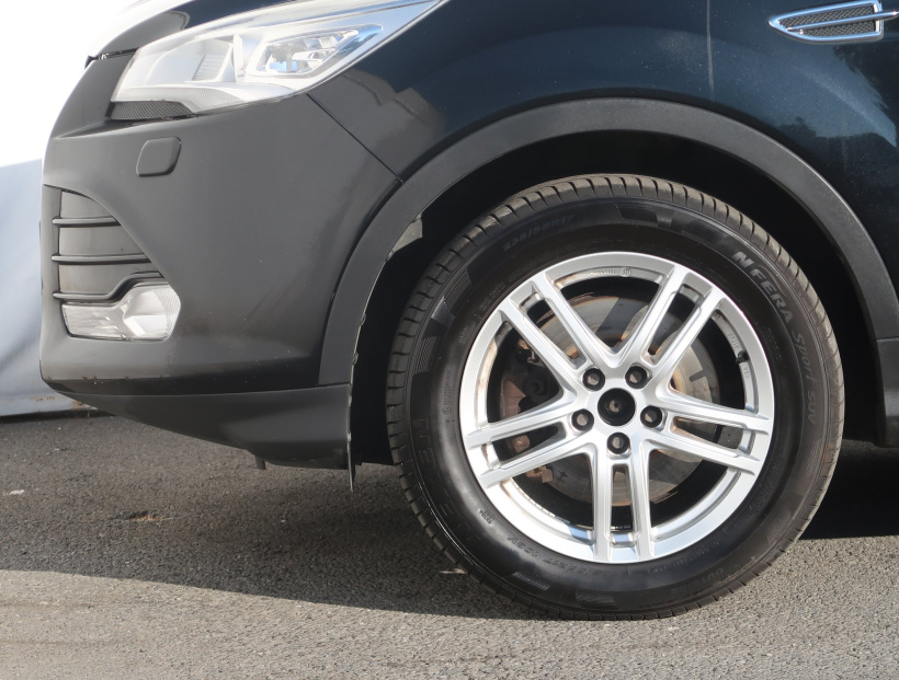 Ford Kuga, 2013