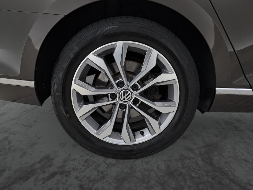 Volkswagen Passat, 2017