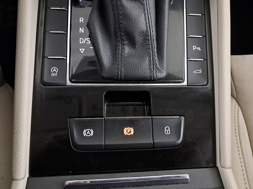 Škoda Superb, 2016