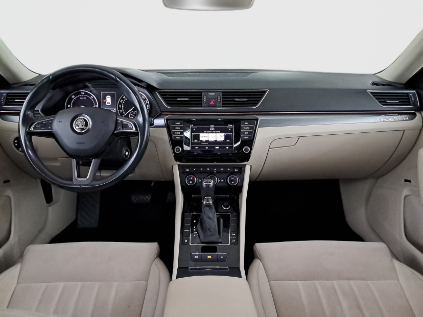 Škoda Superb, 2016
