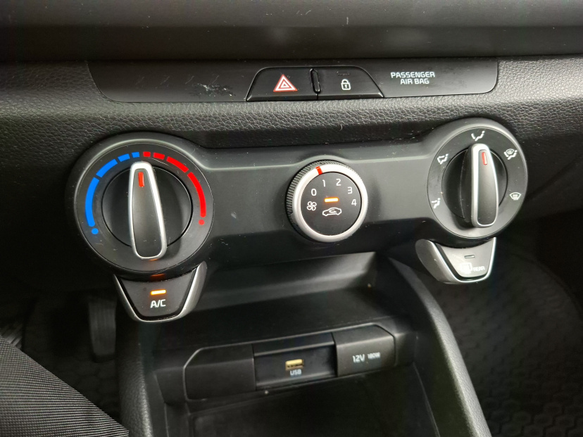 Kia Rio, 2021