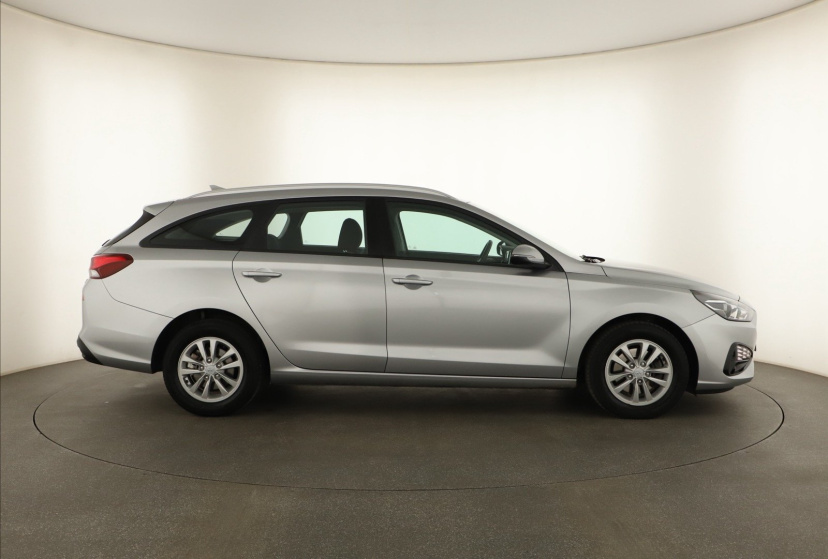 Hyundai i30, 2024