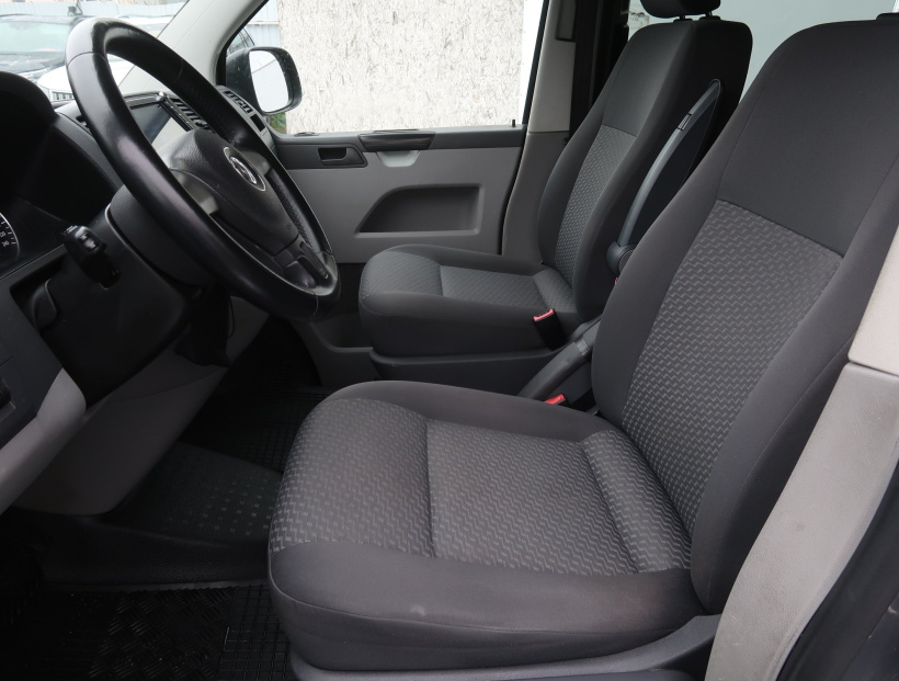 Volkswagen Transporter, 2012