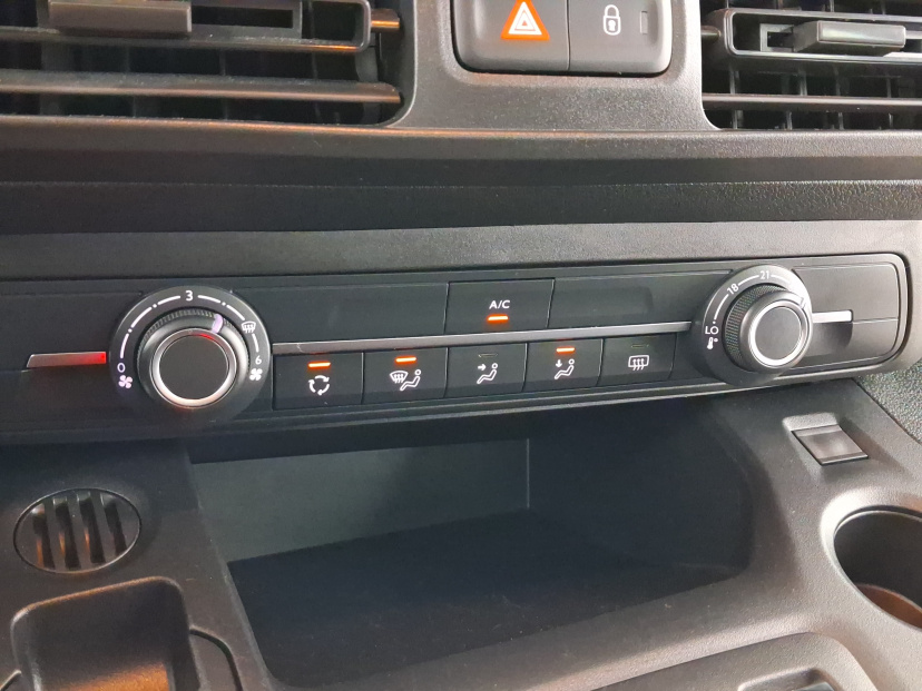 Opel Combo, 2022