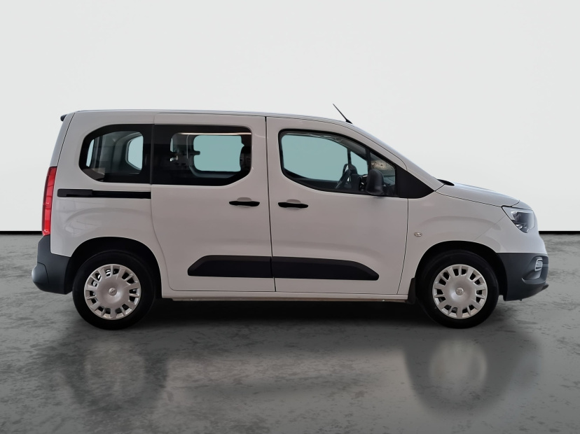 Opel Combo, 2022