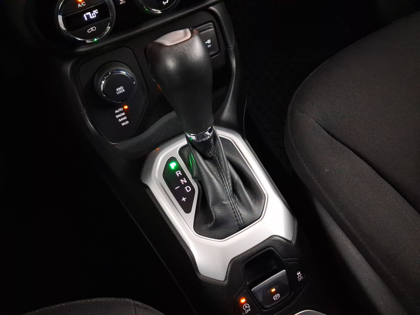 Jeep Renegade, 2016