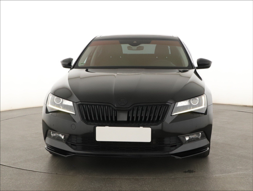 Škoda Superb, 2015