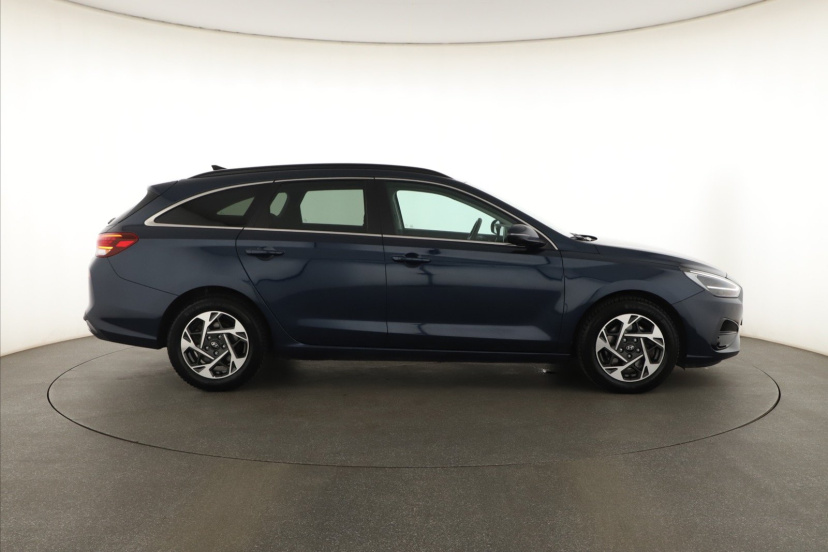 Hyundai i30, 2025