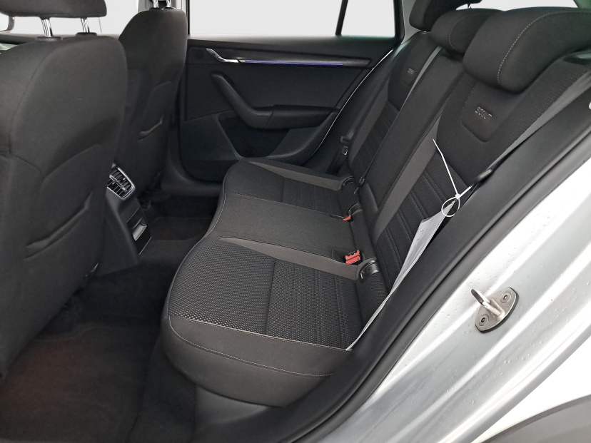 Škoda Octavia Scout, 2019