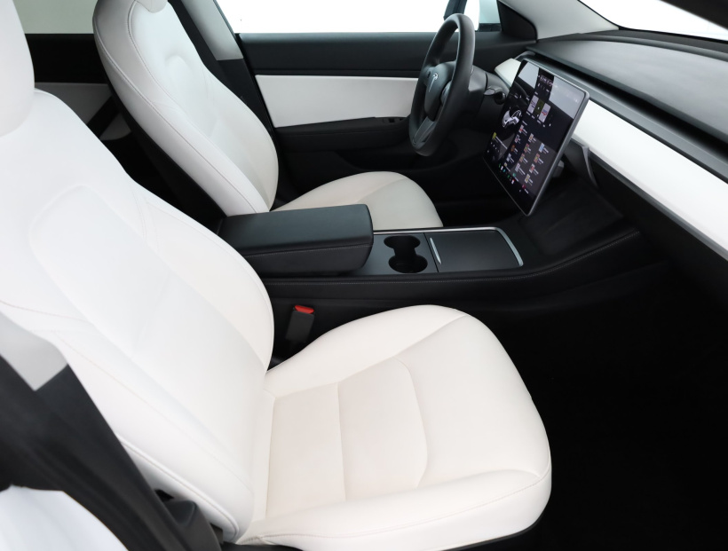 Tesla Model 3, 2021