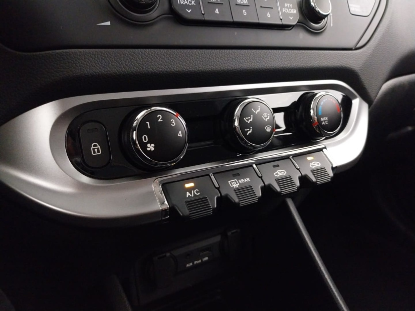 Kia Rio, 2012