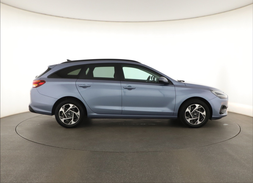 Hyundai i30, 2025
