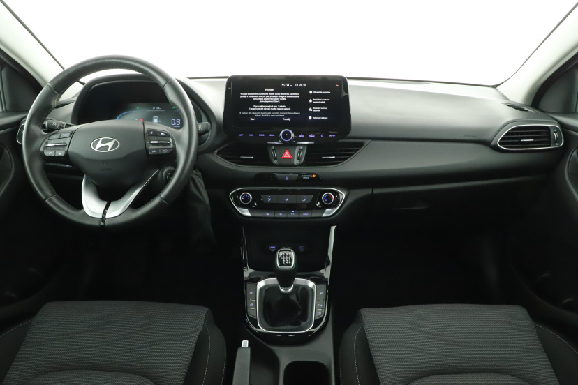 Hyundai i30, 2025