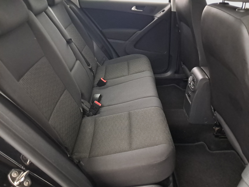 Volkswagen Tiguan, 2011