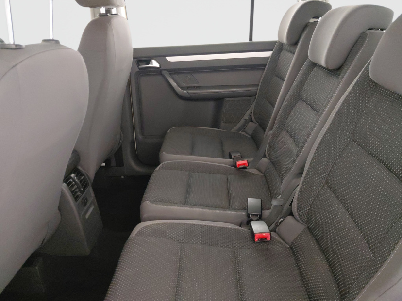 Volkswagen Touran, 2011