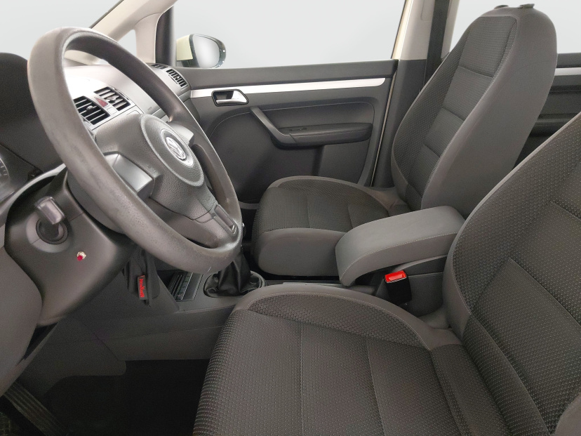 Volkswagen Touran, 2011
