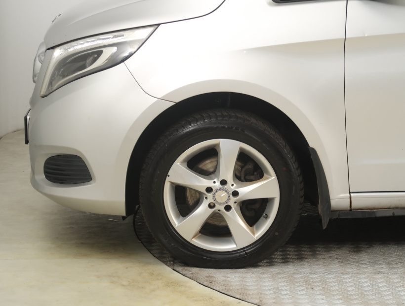 Mercedes-Benz V, 2014