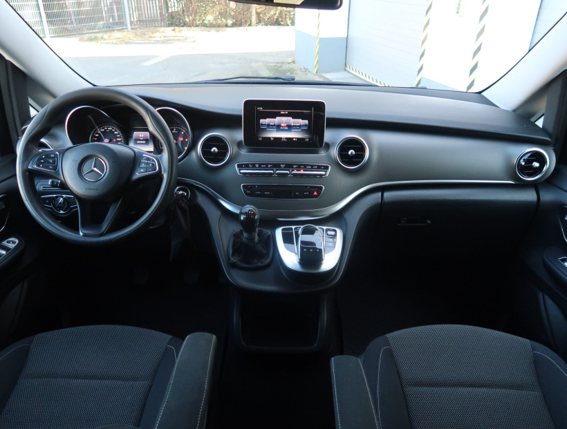 Mercedes-Benz V, 2014
