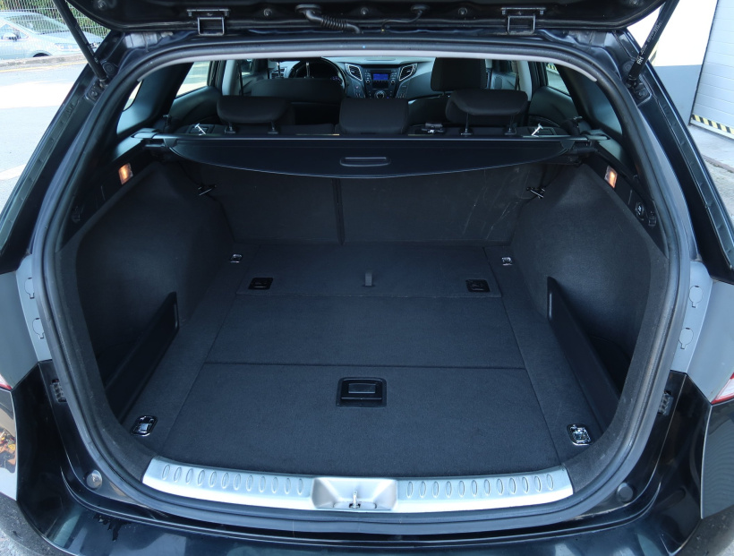 Hyundai i40, 2012