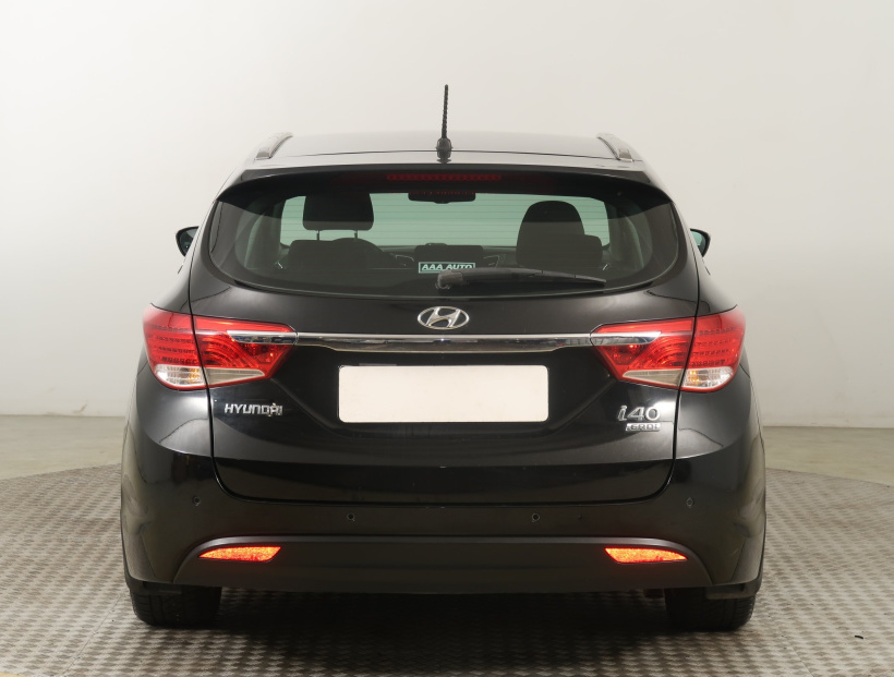Hyundai i40, 2012