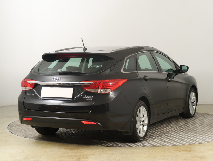 Hyundai i40, 2012