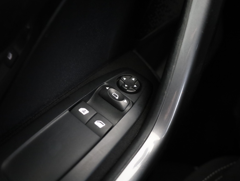 Peugeot 2008, 2018