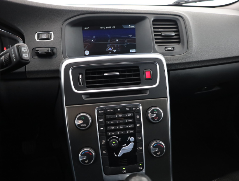 Volvo V60, 2014