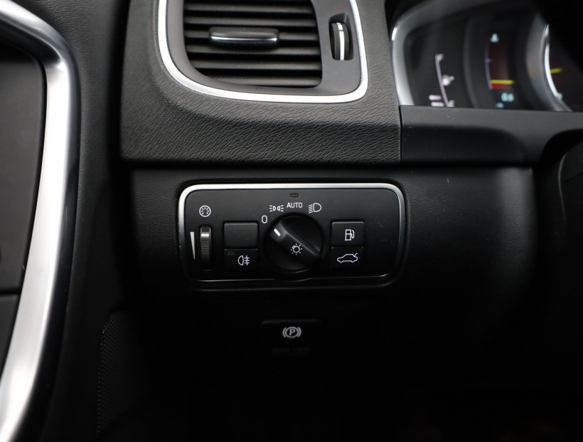Volvo V60, 2014