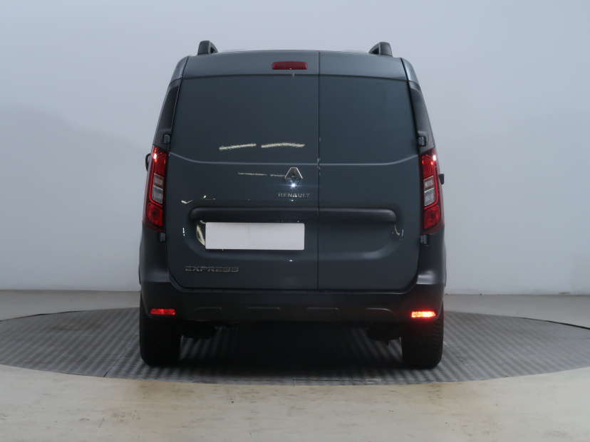 Renault Express, 2022