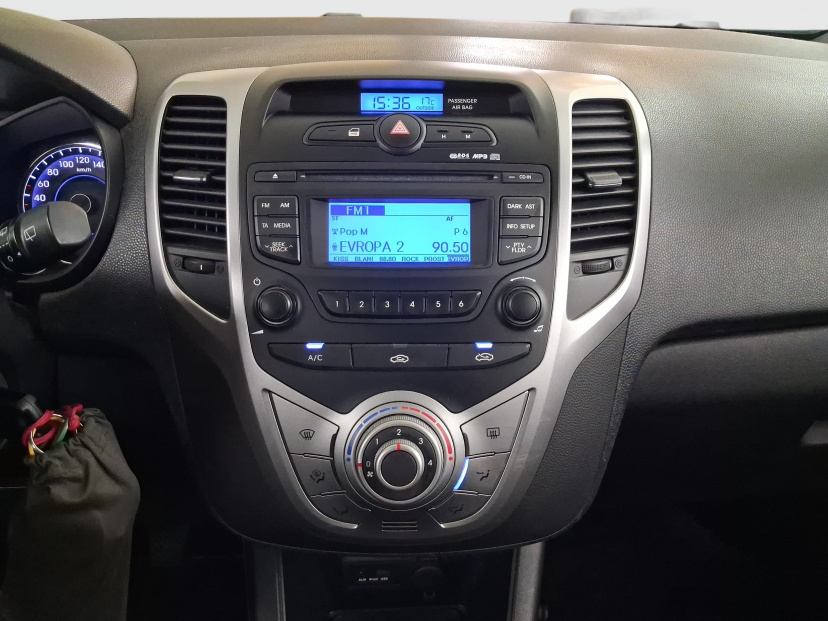 Hyundai ix20, 2012