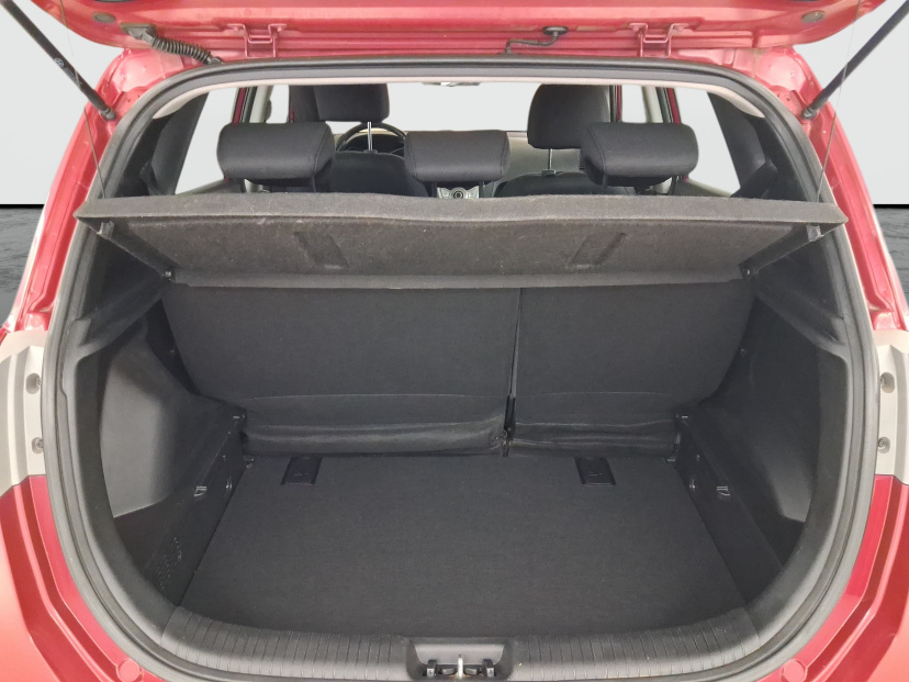 Hyundai ix20, 2012