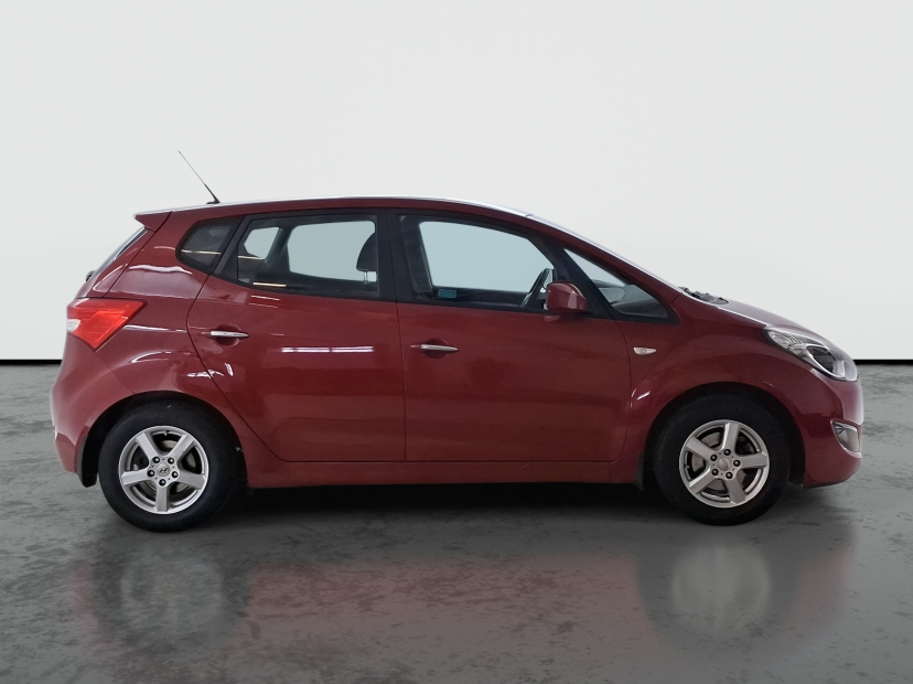 Hyundai ix20, 2012