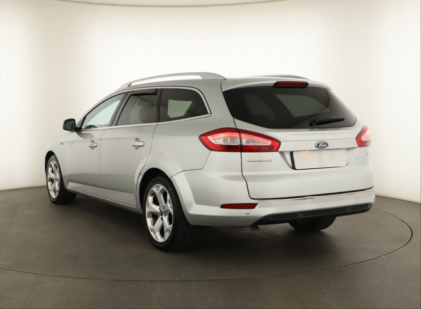 Ford Mondeo, 2012