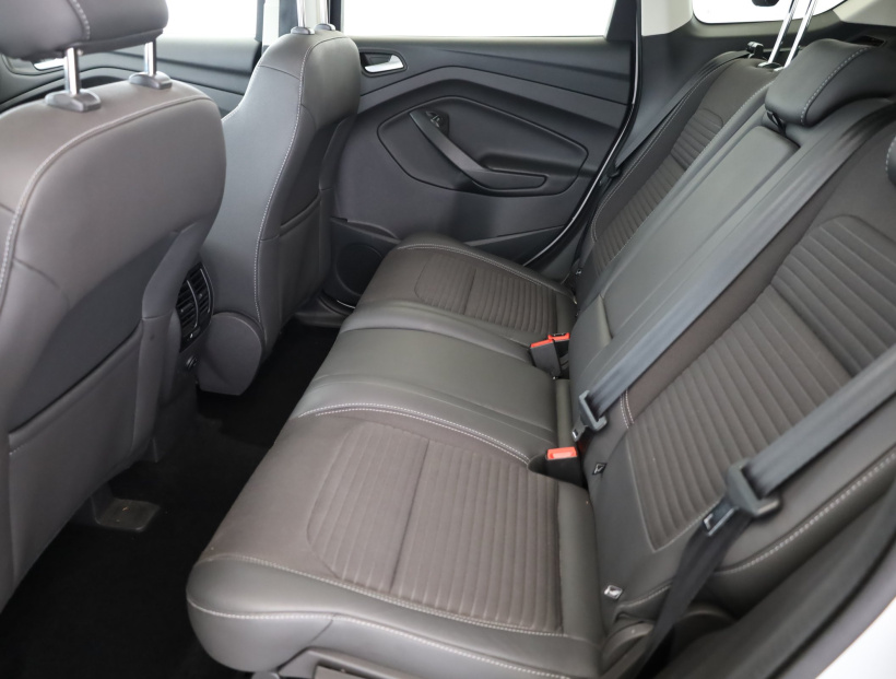 Ford Kuga, 2019