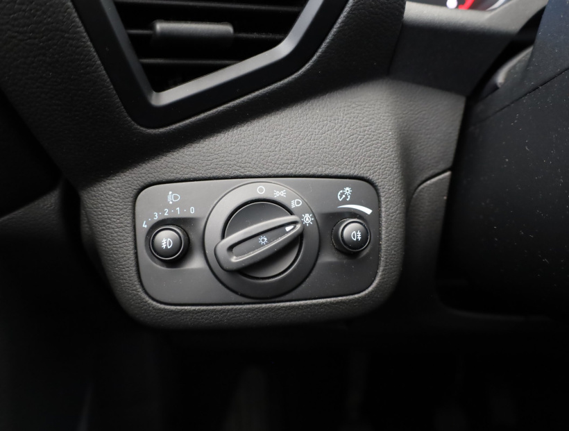 Ford Kuga, 2019