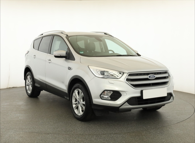 Ford Kuga, 2019