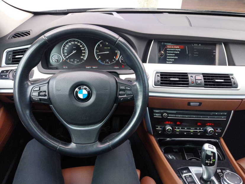 BMW 5GT, 2015