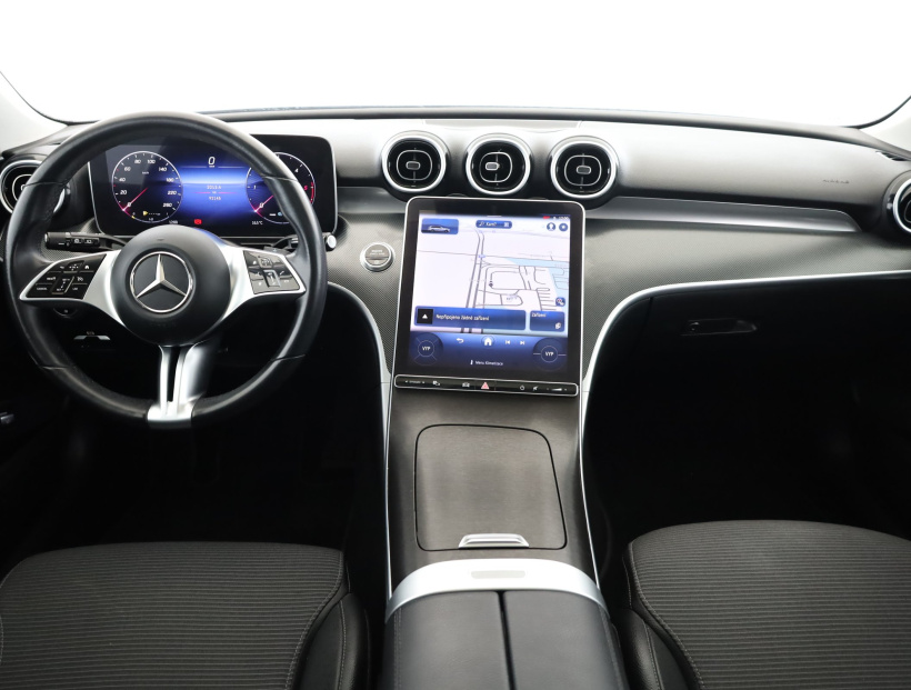 Mercedes-Benz C, 2022