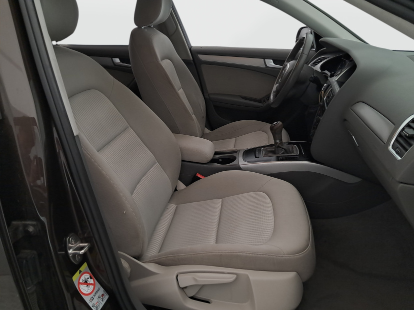 Audi A4, 2011