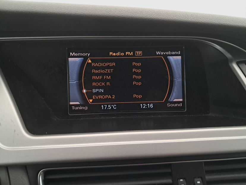 Audi A4, 2011